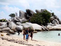 10 Rekomendasi Wisata yang Sedang Hits di Belitung dan Wajib Dikunjungi