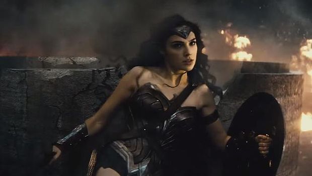 Berkaos 'Wonder Woman', Gal Gadot Unjuk Perut Hamil 9 Bulan 