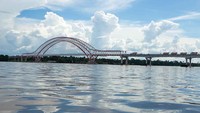 Terakhir ada Jembatan Kapuas-Tayan, Jembatan Kapuas-Tayan menghubungkan Kalimantan Barat dengan Kalimantan Tengah. Dok. Kementerian PUPR.
