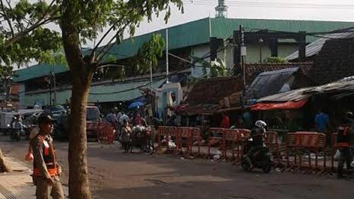 Pemkot Imbau Pedagang Keputran Masuk ke Dalam Pasar
