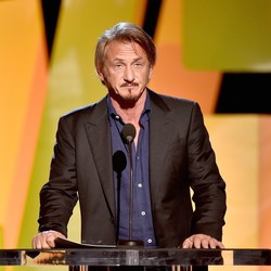 Sean Penn Raih Piala Oscar Ketiga Lewat One Battle After Another