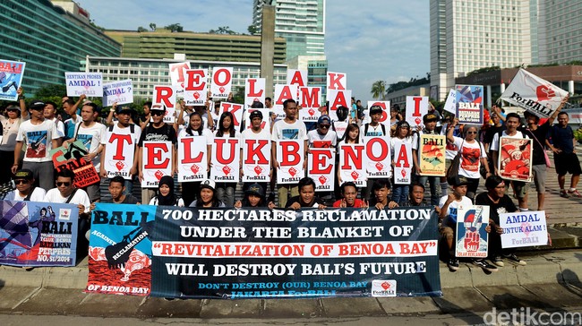 Luhut Sebut Reklamasi Jalan Terus, Koster Bilang Diam Saja