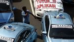 Taksi Konvoi Penuhi Jl Gatot Subroto