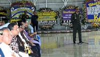 Panglima TNI Jenderal Gatot Nurmantyo memberikan sambutan saat penyerahan 13 jenazah jatuhnya helikopter di Poso. Ist/Puspen TNI/detikFoto.