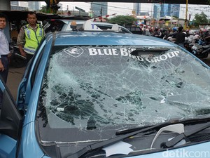 Polisi: Tiga Taksi Dirusak di Tebet, Pelaku Diduga Ojek Online