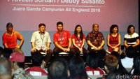 Pemberian bonus kepada pasangan asal PB Djarum tersebut secara simbolis digelar di Plaza Senayan, Jakarta, Selasa (22/3/2016).