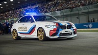 Untuk perhelatan MotoGP musim ini, BMW telah menyiapkan 6 model M yang berbeda dan model BMW M Performance. Line-up mobil BMW yang akan digunakan seperti BMW M2 MotoGP untuk Safety Car, BMW M4 Coupé untuk water injection, dan BMW M3 yang digunakan sebagai safety car.