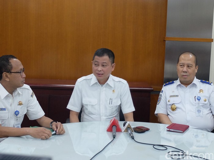 Jonan: Saya Dorong Transportasi Berbasis Aplikasi, Tapi Terdaftar!