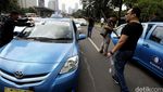 Go-Jek Dilempari Batu oleh Sopir Taksi