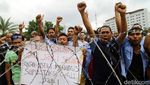 Demo Sopir Taksi di Monas Ricuh