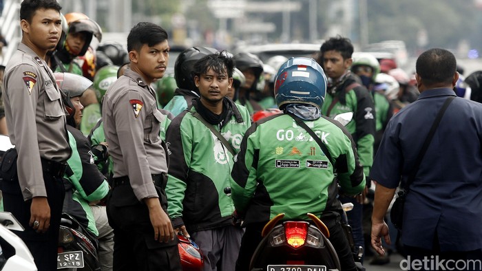 Polisi Minta Ojek Online Tak Mobilisasi Massa di Tengah Demo Taksi
