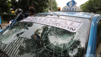 Peristiwa ini terjadi sekitar pukul 10.50 WIB.