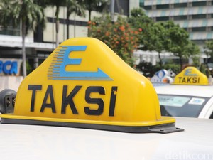 Cerita Bos Express: Dulu Orang Antre Naik Taksi, Sekarang Online
