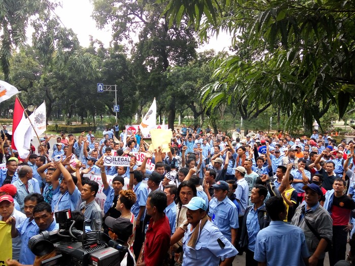 Usai Bertemu Menko Luhut, Sopir Taksi Berharap Kabar Baik