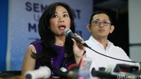 Komisaris Blue Bird Noni Sri Aryati Purnomo menegaskan pihaknya sudah mengeluarkan surat edaran yang berisi imbauan kepada sopir-sopirnya untuk tidak ikut demo.