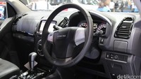Interior MU-X.