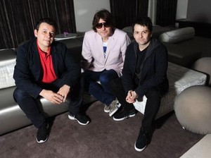 Band Tukang Protes Bikin Lagu untuk Timnas Wales