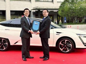Honda Kirim Mobil Hidrogen Pertama ke AS