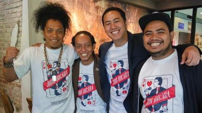 Tips Bisnis Kafe Unik ala Komika Stand Up Comedy