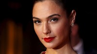 Gal Gadot di pemutaran perdana Batman V Superman: Dawn Of Justice di Leicester Square, London, Inggris, Selasa (22/3/2016) waktu setempat. REUTERS/Luke MacGregor/detikFoto.
