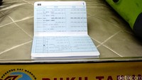 Polisi juga menyita buku tabungan milik tersangka.