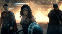 Banyak kejutan yang disiapkan Snyder berkaitan dengan pertemuan Batman, Superman juga Wonder Woman dalam satu pertempuran. (Official Batman v Superman)