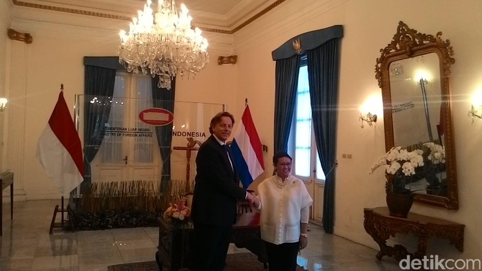 Bahas Perdagangan, Menlu RI dan Belanda Lakukan Pertemuan Bilateral