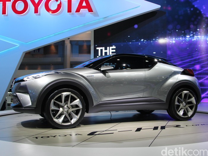 Toyota C-HR Tampil di Bangkok