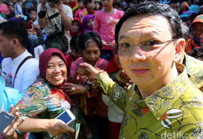 Balas Pantun Ahok Vs Habiburokhman Soal Monas dan Sumber Waras