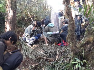 Masih Muda Belia, Ini Penampakan Terbaru Kelompok Santoso di Hutan