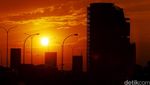 Pesona Sunset di Jakarta