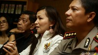 KPAI mengimbau masyarakat untuk peduli dan bisa melapor kepada kepolisian jika melihat kasus eksploitasi anak.
