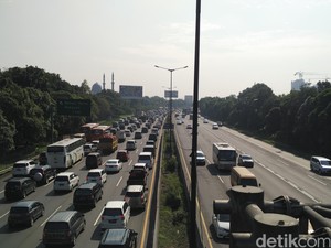 Tol Jakarta-Cikampek Akan Diberlakukan Contra Flow