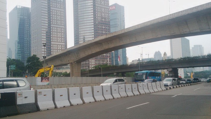 Libur Panjang, Jl Sudirman Lengang Dari Kendaraan Bermotor
