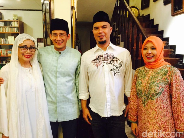 Ahmad Dhani: Elektabilitas Saya 90% Kalau Survei di Kompleks TNI-Polri Ahmad Dhani: Elektabilitas Saya 90% Kalau Survei di Kompleks TNI-Polri
