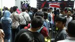 BJB Bareng Ribuan Nasabah , Nonton Film Batman Vs Superman