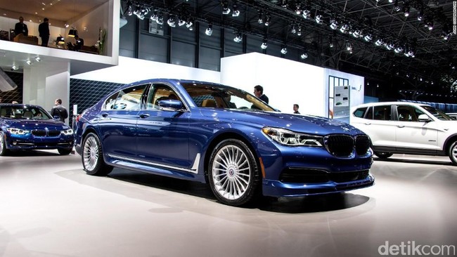 8 Mobil Kece di New York