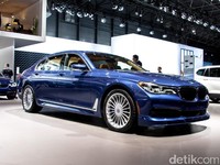 8 Mobil Kece di New York