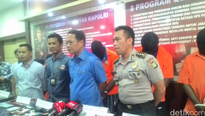 Tipu Perusahaan Yunani via Email, WN Nigeria dan Istrinya Ditangkap Polisi