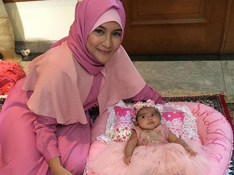 Dikaruniai 2 Anak, Intan Nuraini Tak Mau Pakai Jasa Pengasuh Dikaruniai 2 Anak, Intan Nuraini Tak Mau Pakai Jasa Pengasuh