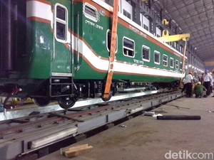 INKA Diminta Bangun Pabrik Kereta di Mesir