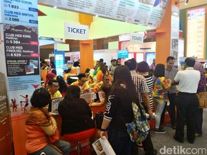 Libur Akhir Tahun, Tiket Pesawat Dalam & Luar Negeri Sudah Penuh 90%