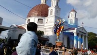 Pawai ogoh-ogoh yang digelar di Kota Lama hingga Balai Kota Semarang berlangsung meriah.