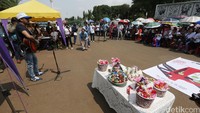 Ibadah Paskah di depan Istana Negara ini mendapatkan penjagaan dari aparat kepolisian.