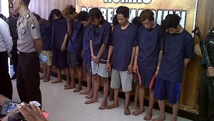 10 Anggota Punk Bunuh Teman karena Sering Dipalak