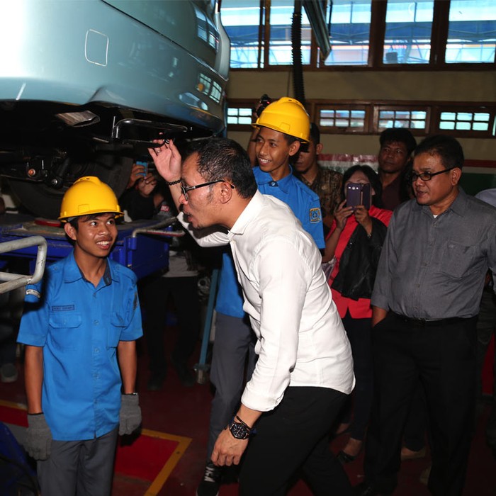 BLK, Cara Menaker Hanif Siapkan 1 Juta Tenaga Terampil