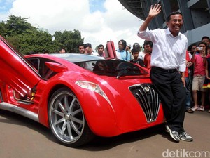 Mobil-mobil Listrik Dahlan Iskan yang Membuatnya Jadi Tersangka