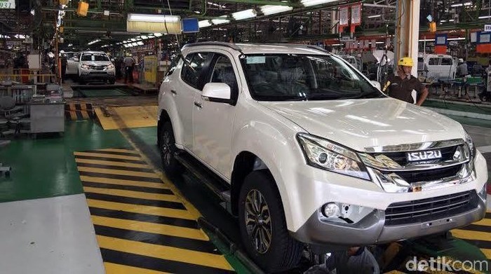 Isuzu memiliki 2 pabrik besar di Thailand. Pabrik ini memproduksi mobil D-Max dan MU-X.