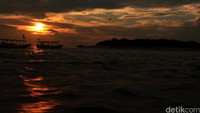 Pulau tabuhan terletak di tengah selat Bali yang memisahkan Pulau Jawa dan Pulau Bali.Febri Angga Palguna/detikFoto.