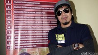 Vokalis Band Radja Ian Kasela juga terlihat hadir.